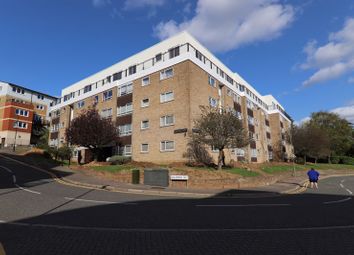 Thumbnail 2 bed flat for sale in Solomons Hill, Rickmansworth