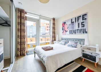 Thumbnail Flat to rent in Cable Walk, Greenwich, London