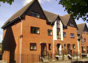 Thumbnail 2 bed flat to rent in 66 Midhurst Road, Liphook