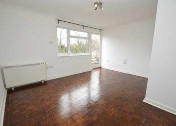 Thumbnail Room to rent in Douglas Road, Addlestone