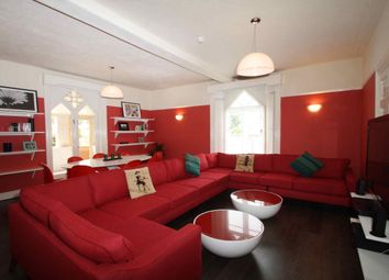 33F Sitting Room