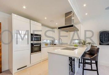2 Bedrooms Flat to rent in Rainville Road, London W6