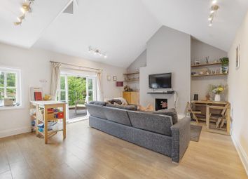 Thumbnail 3 bedroom flat for sale in Clapham Road, London