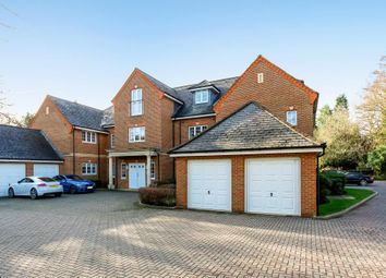 Thumbnail 2 bed flat for sale in Sunningdale, Berkshire