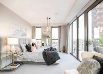 3 Bedrooms Flat for sale in Royal Dock West, Royal Victoria Dock, London E16