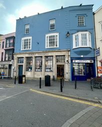 Property listing in Tenby, Pembrokeshire