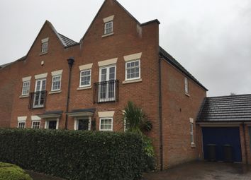 3 Bedroom Semi-detached house for rent
