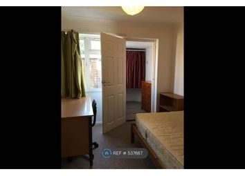 5 Bedroom End terrace house for rent