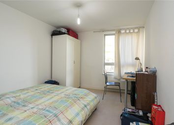 2 Bedrooms Flat to rent in Carronade Court, Eden Grove N7