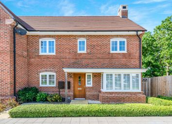 3 Bedroom Semi-detached house for rent