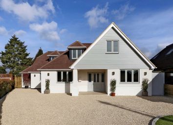 Thumbnail Country house for sale in Joiners Close, Chalfont St. Peter