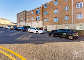 Thumbnail Flat to rent in Windermere Avenue, Purfleet