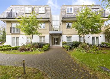 2 Bedrooms Flat for sale in Stone House, Suttons Lane, Hornchurch RM12
