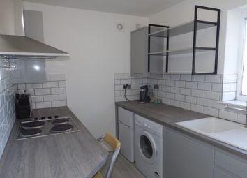Thumbnail Flat to rent in Coombs Road, Halesowen