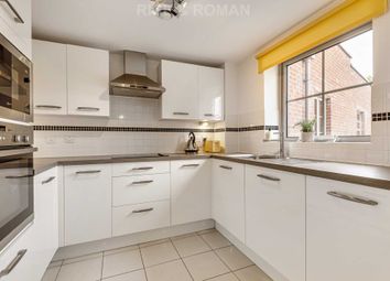 Thumbnail 1 bed flat to rent in Kingston Road, Raynes Park