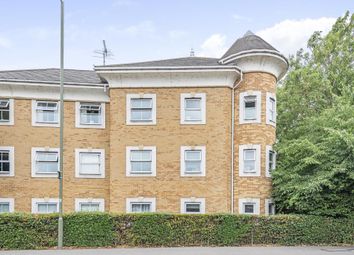 Thumbnail Flat to rent in Sunbury-On-Thames, Surrey