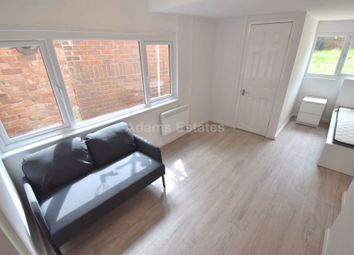 Thumbnail Flat to rent in Oxford Road, Reading