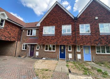 Thumbnail Terraced house to rent in Baker Crescent, Dartford