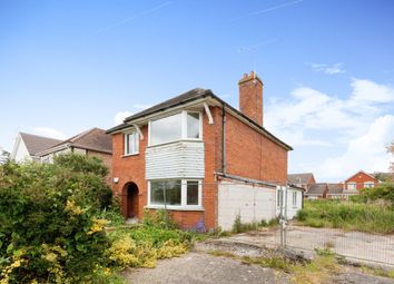 Thumbnail Detached house for sale in Whites Road, Farnborough, Hampshire