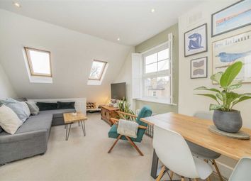 Thumbnail 2 bed flat for sale in Rosebery Road, London