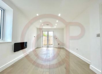Thumbnail Flat to rent in Western Avenue, Acton