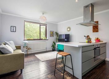 Thumbnail Flat to rent in Cadogan Terrace, London