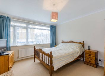 Thumbnail 2 bedroom flat to rent in St James Road, Sutton