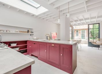 Thumbnail Terraced house to rent in Ferndale Road, Brixton