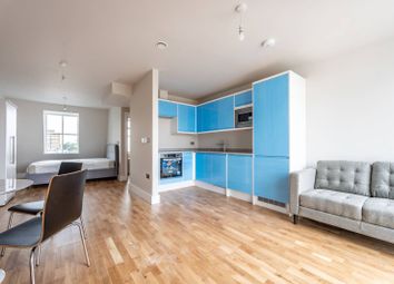 Thumbnail  Studio to rent in Walworth Road, Elephant And Castle, London