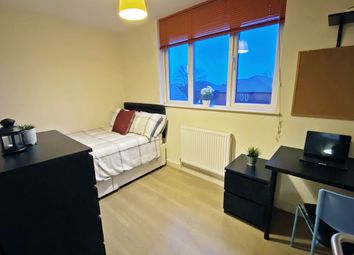 Thumbnail Room to rent in Mackintosh Place, Roath, Cardiff