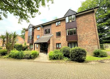 Thumbnail 1 bed flat to rent in Puttocks Close, Haslemere