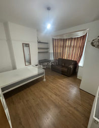 Thumbnail Room to rent in Flempton Road, Leyton, London