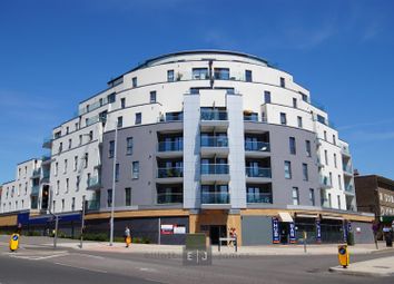 Thumbnail Flat to rent in The Broadway, Loughton
