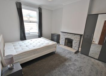 Thumbnail Room to rent in Westbourne Arcade, Poole Road, Westbourne, Bournemouth