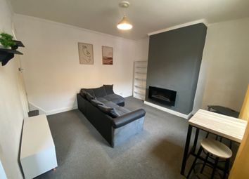 Thumbnail Property to rent in Kelsall Road, Hyde Park, Leeds