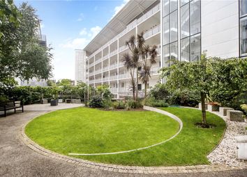 3 Bedrooms Flat for sale in Chepstow Place, London W2