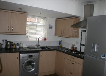 2 Bedroom Semi-detached house for rent
