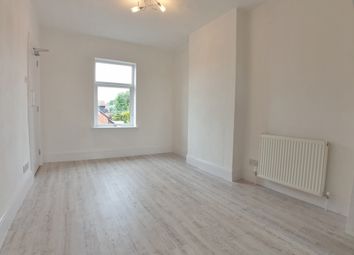 Thumbnail 4 bed flat to rent in Warwick Road, Kenilworth