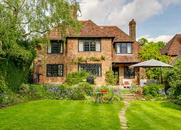 Thumbnail Detached house for sale in Deansway, Hampstead Garden Suburb, London