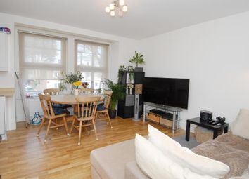 2 Bedrooms Flat to rent in Franciscan Road, Tooting Bec SW17