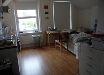 Thumbnail Studio to rent in Fawley Road, London