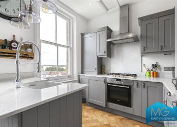 Thumbnail 1 bedroom flat for sale in Oakleigh Road North, Whetstone, London