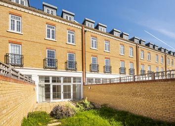 Thumbnail Terraced house to rent in Upper Richmond Road, London