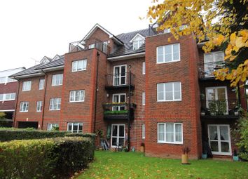 Thumbnail Flat for sale in Walsingham House, Forest View, North Chingford