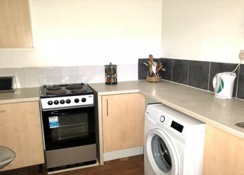 2 Bedrooms Flat to rent in Seymour Grove, Old Trafford, Manchester M16