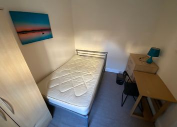 Swansea - Room to rent                         ...