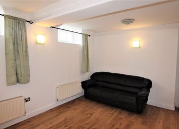 Thumbnail Flat to rent in Cephas Avenue, London