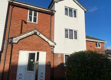 Thumbnail Flat to rent in Winchester Close, Oldbiry