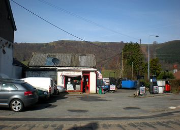 Thumbnail Retail premises for sale in Llidiart-Y-Parc, Corwen