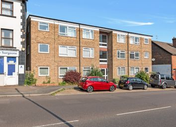 Redhill - Flat for sale                        ...